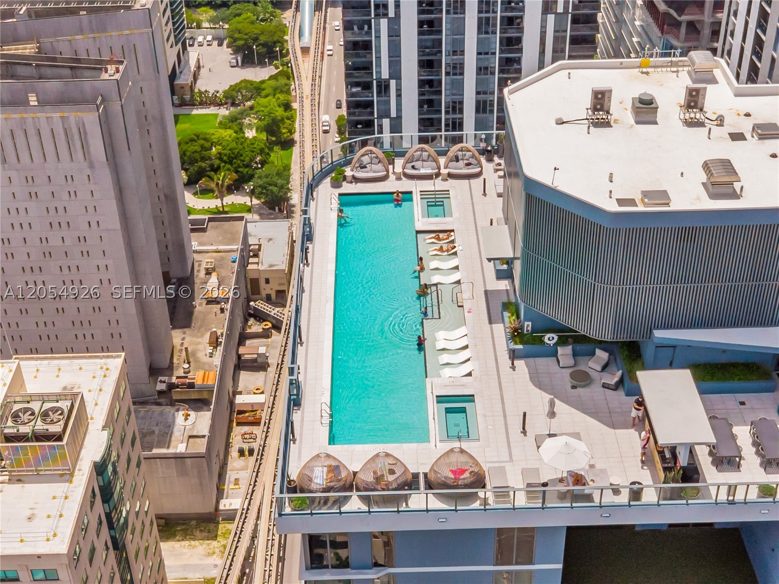 501 First Residence - Residential