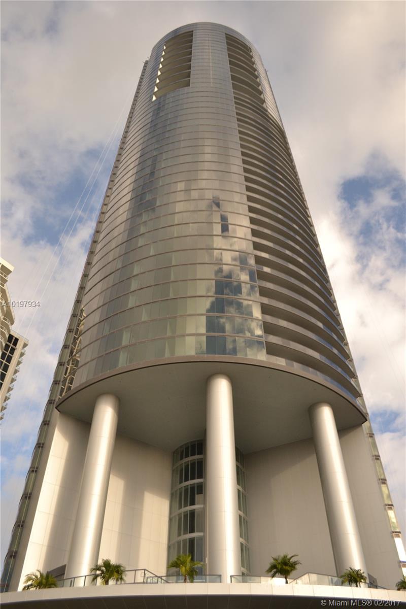 Be the first to enjoy this spectacular and exclusive duplex in the unique, stunning and innovative Porsche Design Tower. Enter through your private elevator or through your own private garage in the sky. 22 ft ceiling and breathtaking views. Top notch amenities include: gym, sports simulator (golf, soccer, etc.), racing simulator, movie theater, sauna, hair salon, sauna, vichy shower, massage room, restaurant, among others. An exclusive and luxurious lifestyle never seen before. A house in the sky!