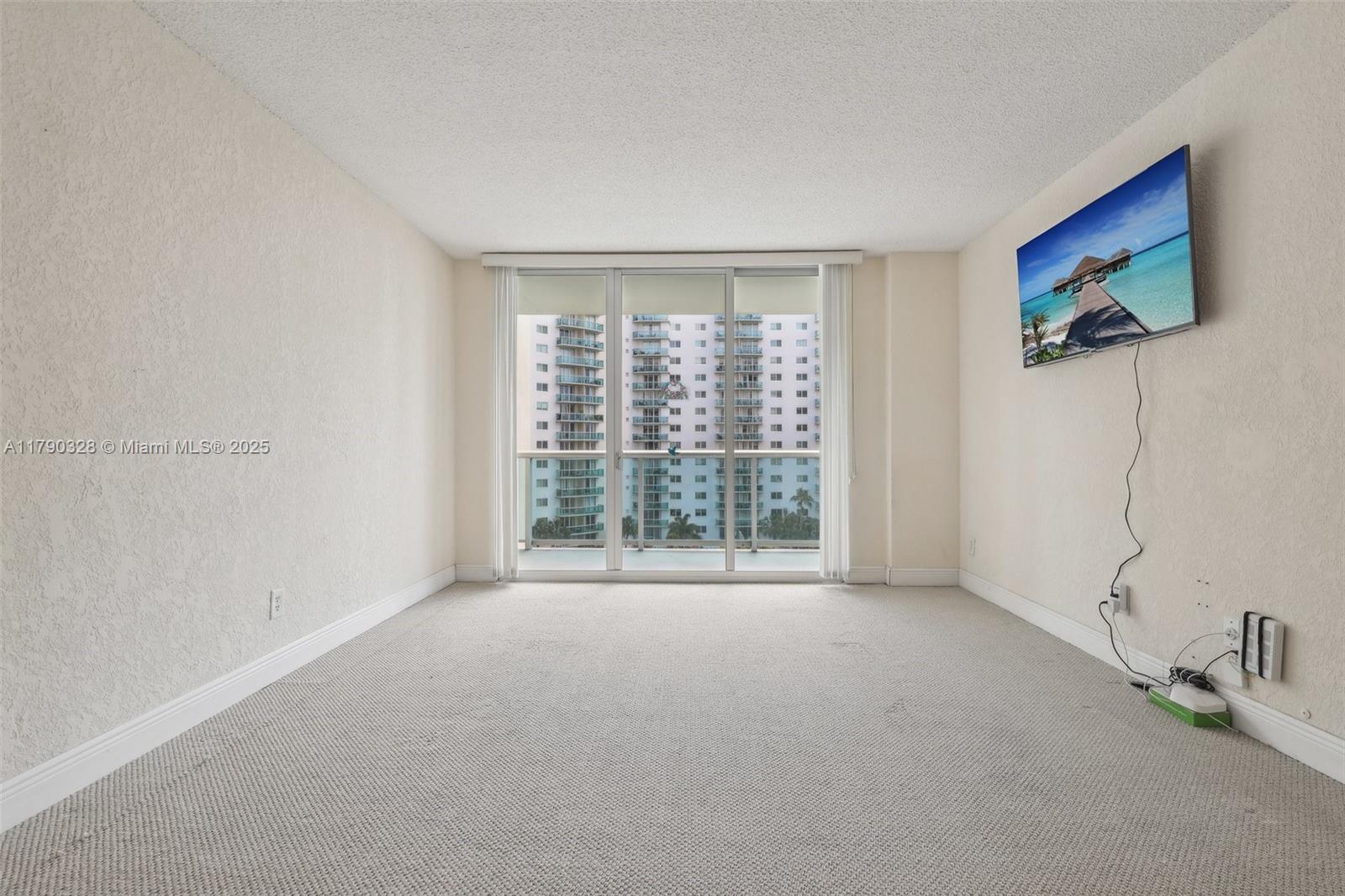 OCEANVIEW BUILDING A COND - Residential Lease