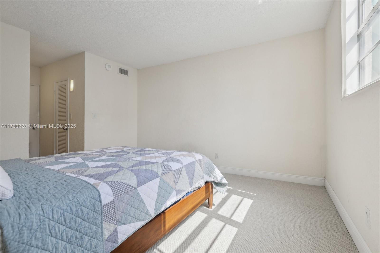 OCEANVIEW BUILDING A COND - Residential Lease