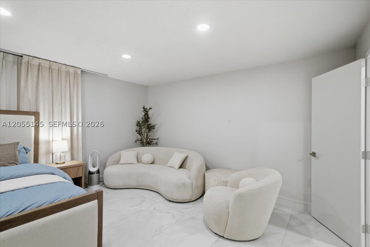 WEST MILLER HEIGHTS SEC 2 - Residential