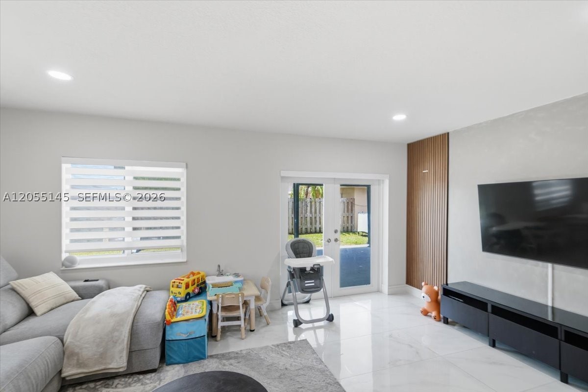WEST MILLER HEIGHTS SEC 2 - Residential