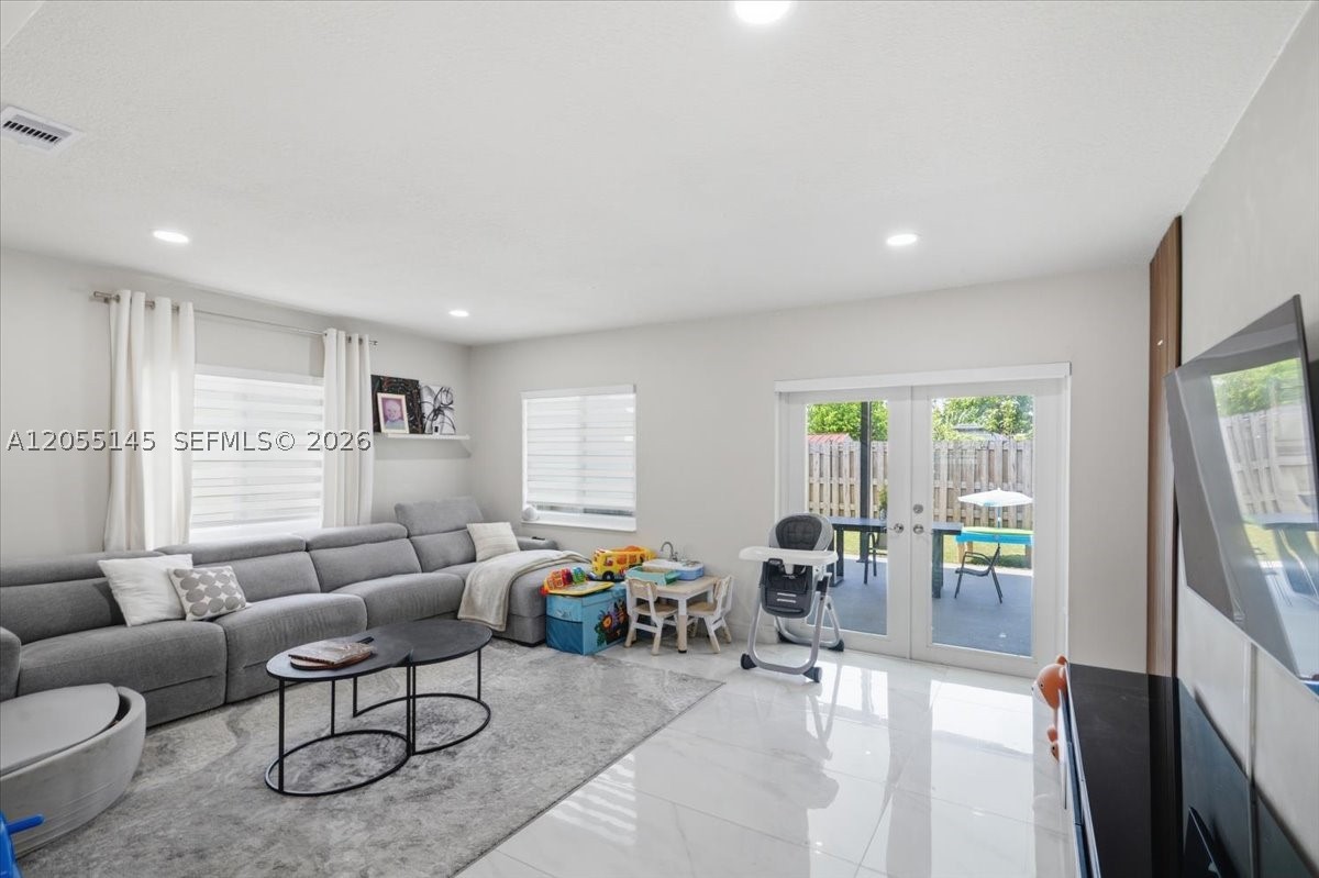 WEST MILLER HEIGHTS SEC 2 - Residential