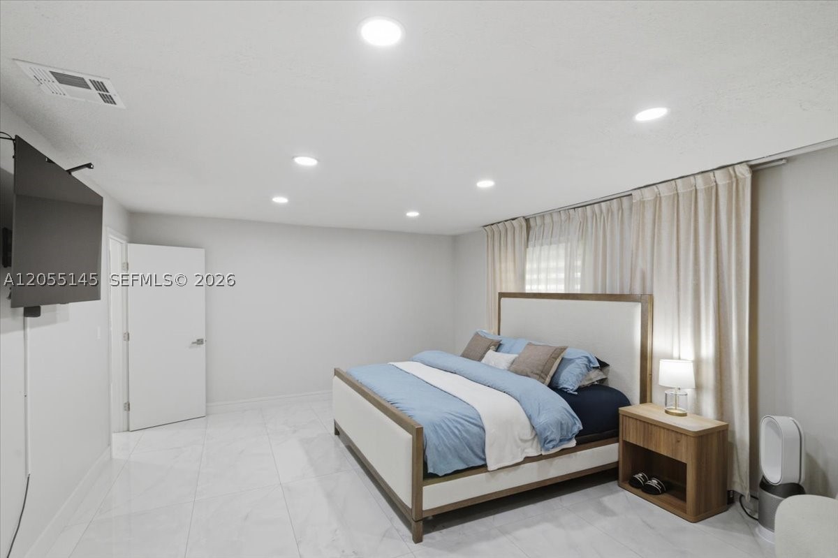 WEST MILLER HEIGHTS SEC 2 - Residential