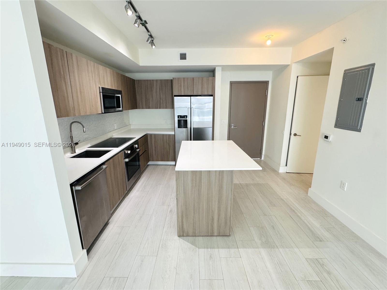 Perfect to live or rent. This elegant 1-bedroom, 1-bathroom home boasts a gourmet kitchen adorned with sleek granite countertops and premium, top-tier appliances. Step onto your expansive private terrace, ideal for al fresco dining, framed by floor-to-ceiling impact glass for serene indoor-outdoor living. Indulge in world-class amenities including a beautiful infinity-edge pool, state-of-the-art fitness center, rejuvenating sauna, and an elegant residents’ lounge. Perfectly positioned near upscale markets, lush Simpson Park, and the fine dining and nightlife of Mary Brickell Village. Don’t miss this rare opportunity!----------monthly special assessment of $602.02 till April 1, 2036.----------UNIT RENTED TILL 10/31/2026, PAYS $2,600.00 PER MONTH - SELLER WILL PAY S.A. UP TO CLOSING DAY, BUYER WILL CONTINUE PAYING S.A. AFTERWARDS - TENANT CAN SHOW THE UNIT WITH 24HS NOTICE