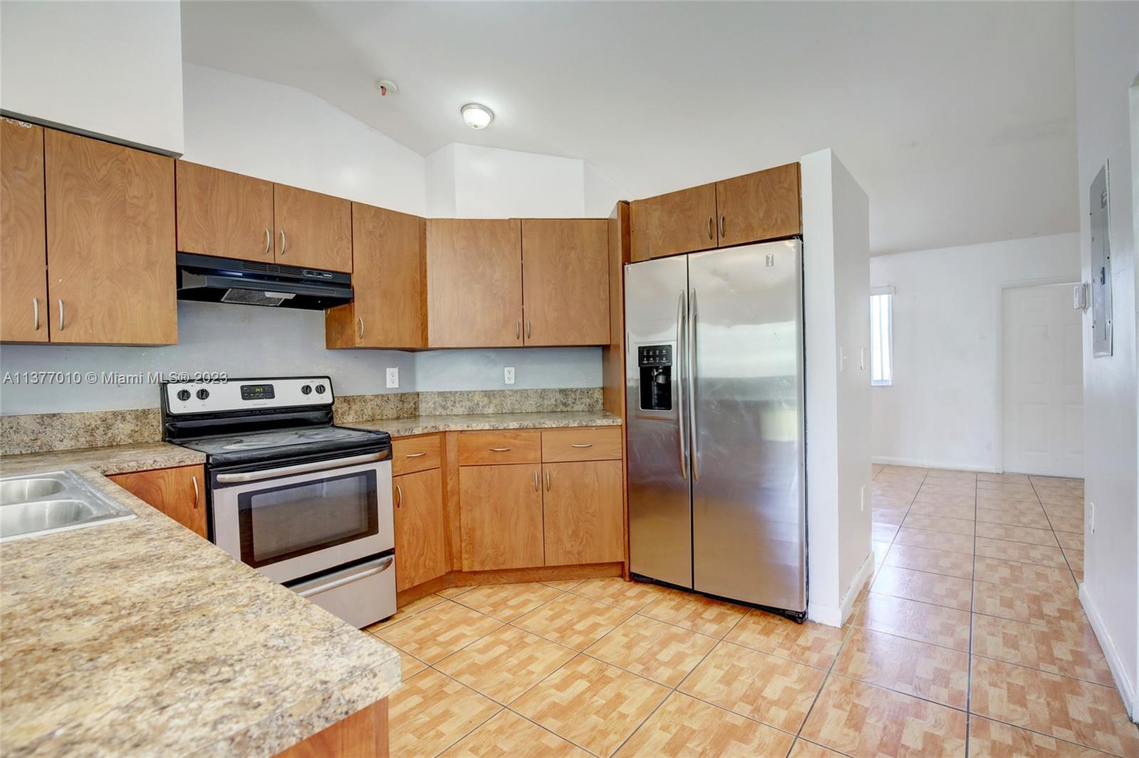 DIXIE HEIGHTS GARDEN - Residential