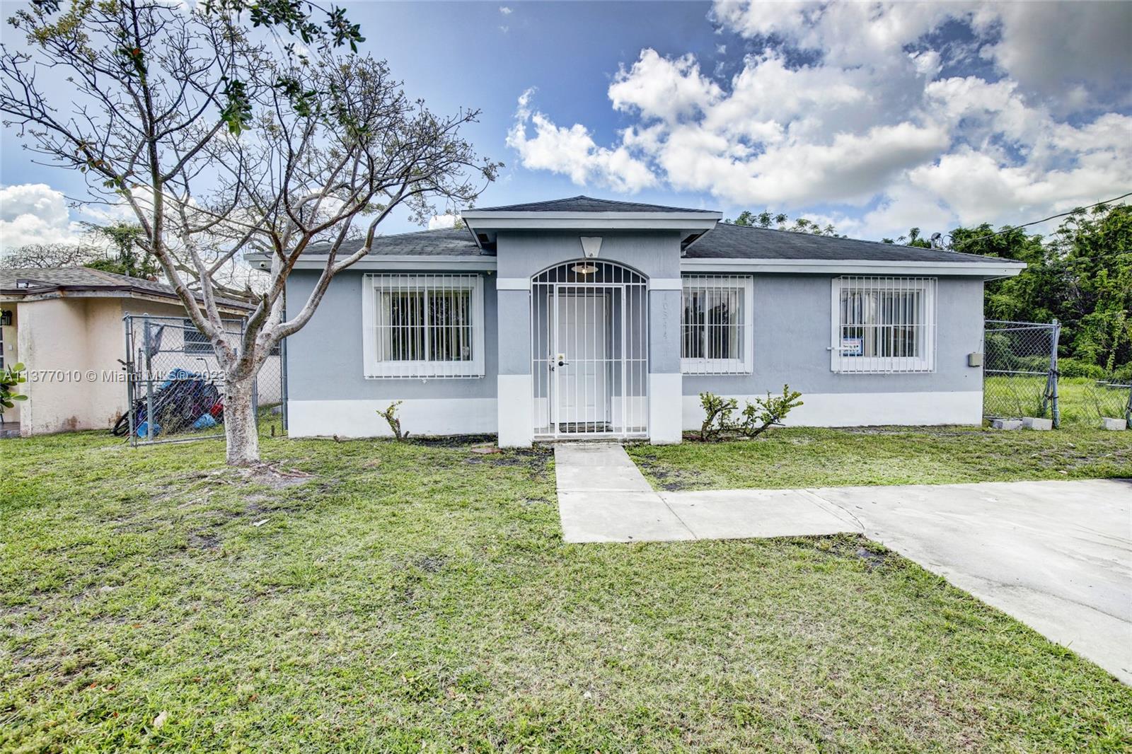 DIXIE HEIGHTS GARDEN - Residential