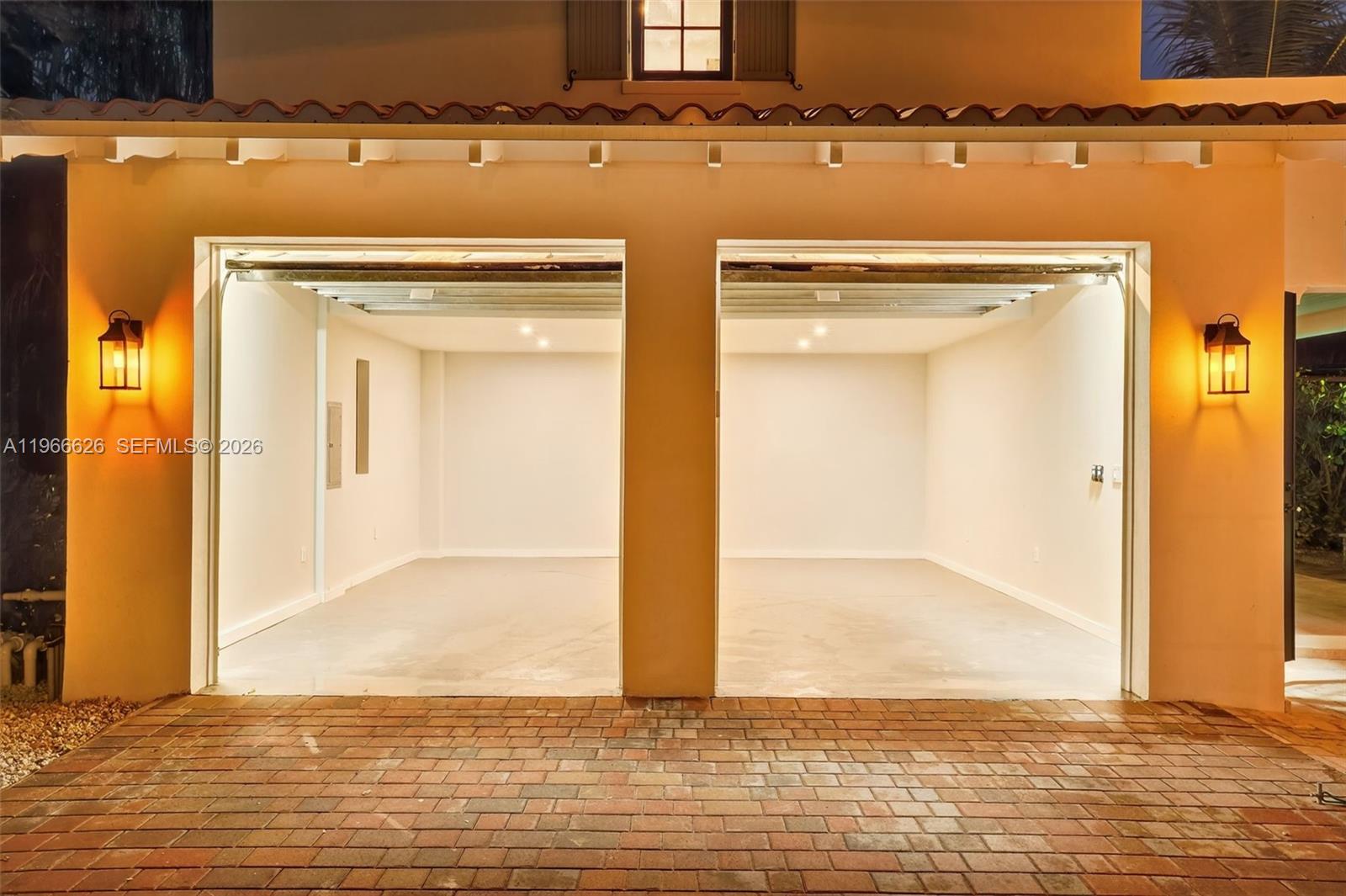 CORAL GABLES RIV SEC 6 - Residential