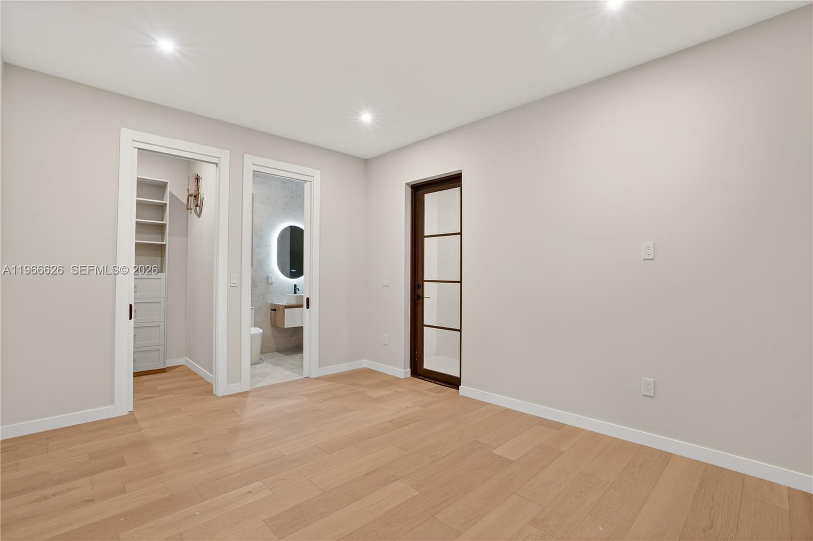 CORAL GABLES RIV SEC 6 - Residential
