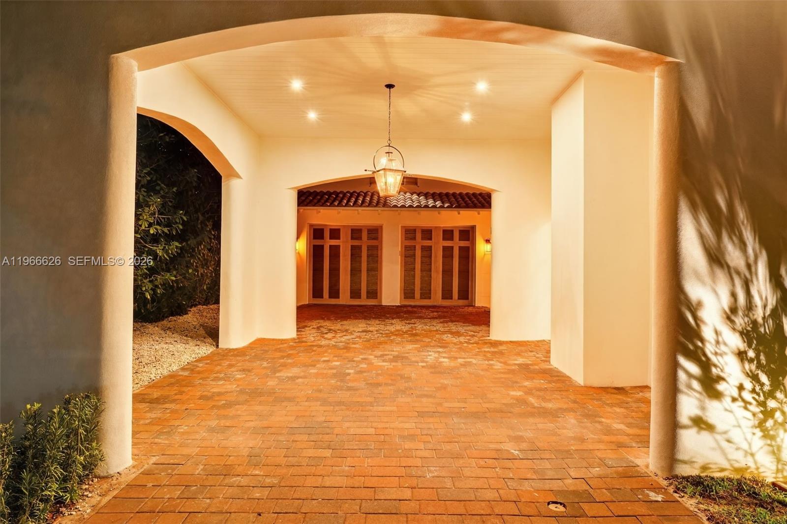 CORAL GABLES RIV SEC 6 - Residential