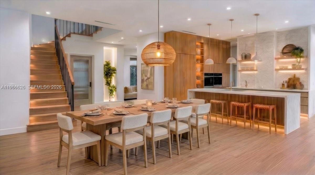 CORAL GABLES RIV SEC 6 - Residential