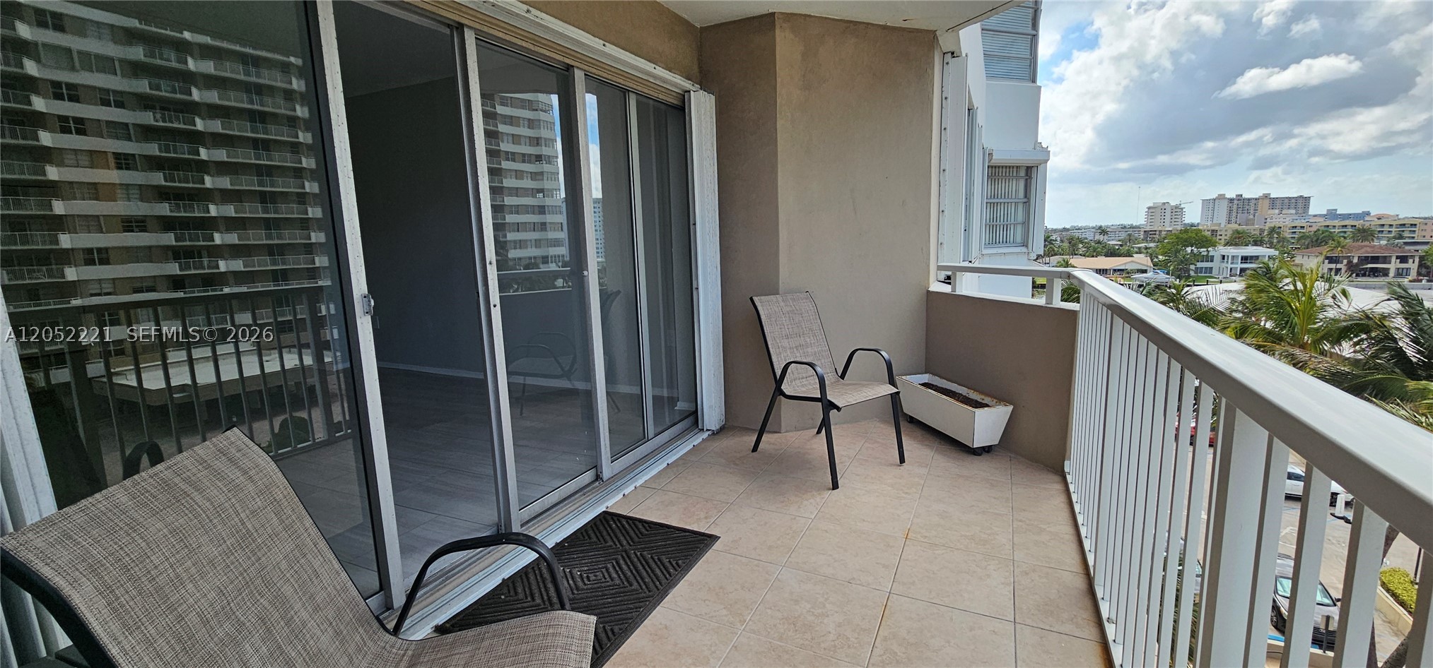 HEMISPHERES CONDO - Residential Lease