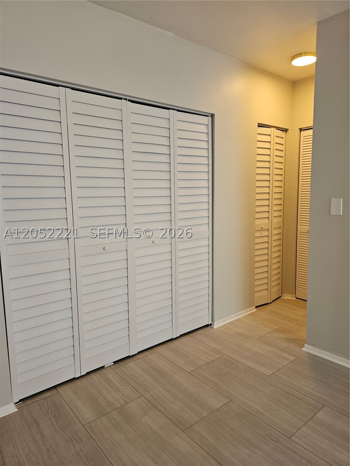 HEMISPHERES CONDO - Residential Lease