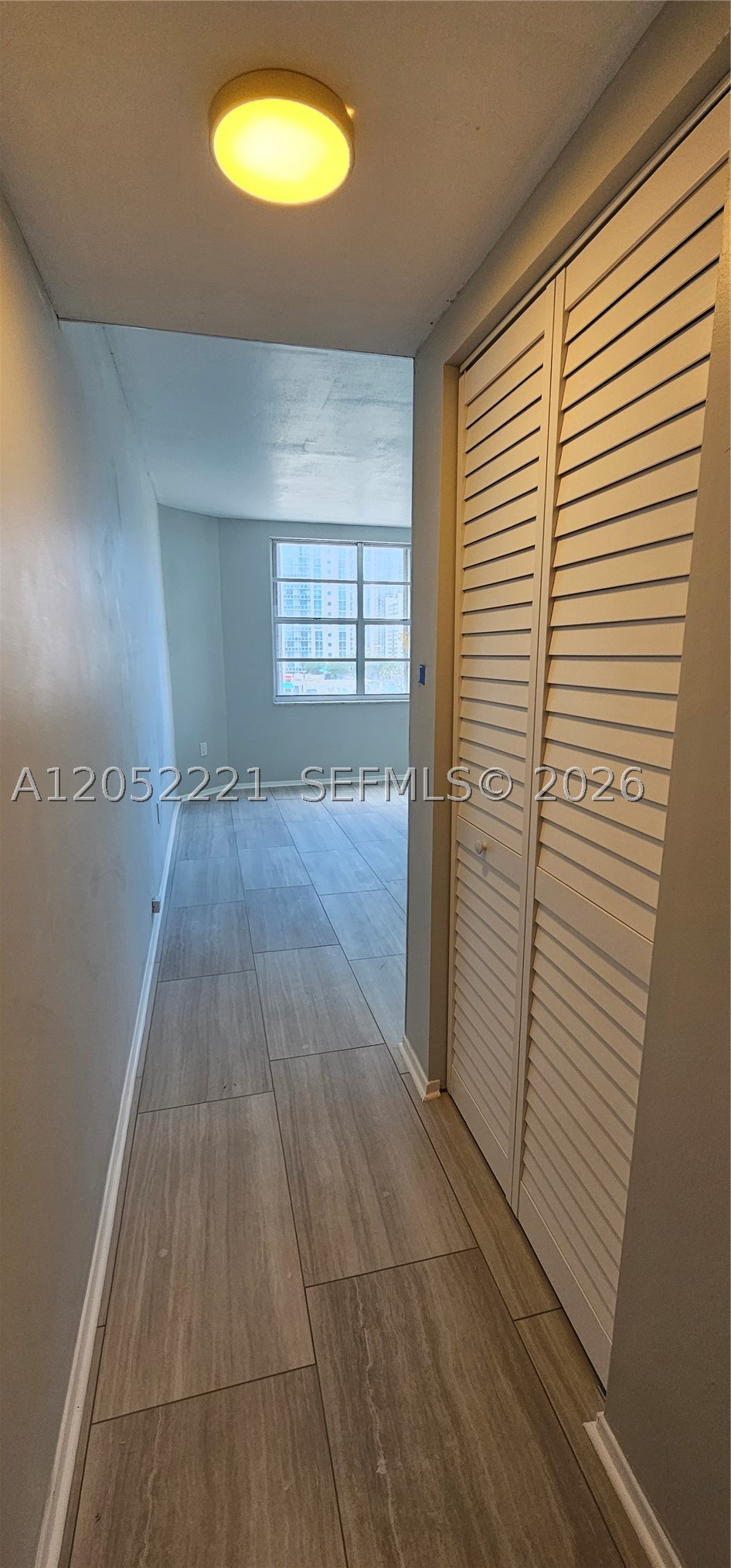HEMISPHERES CONDO - Residential Lease