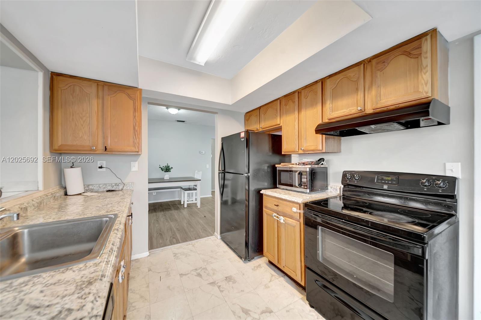 OAKLAND HILLS 5 SEC - Residential
