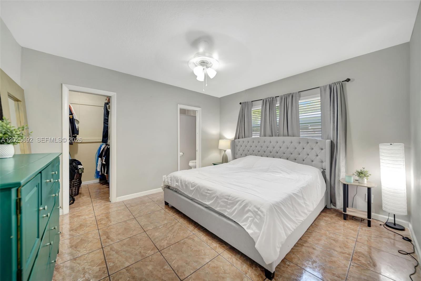 OAKLAND HILLS 5 SEC - Residential