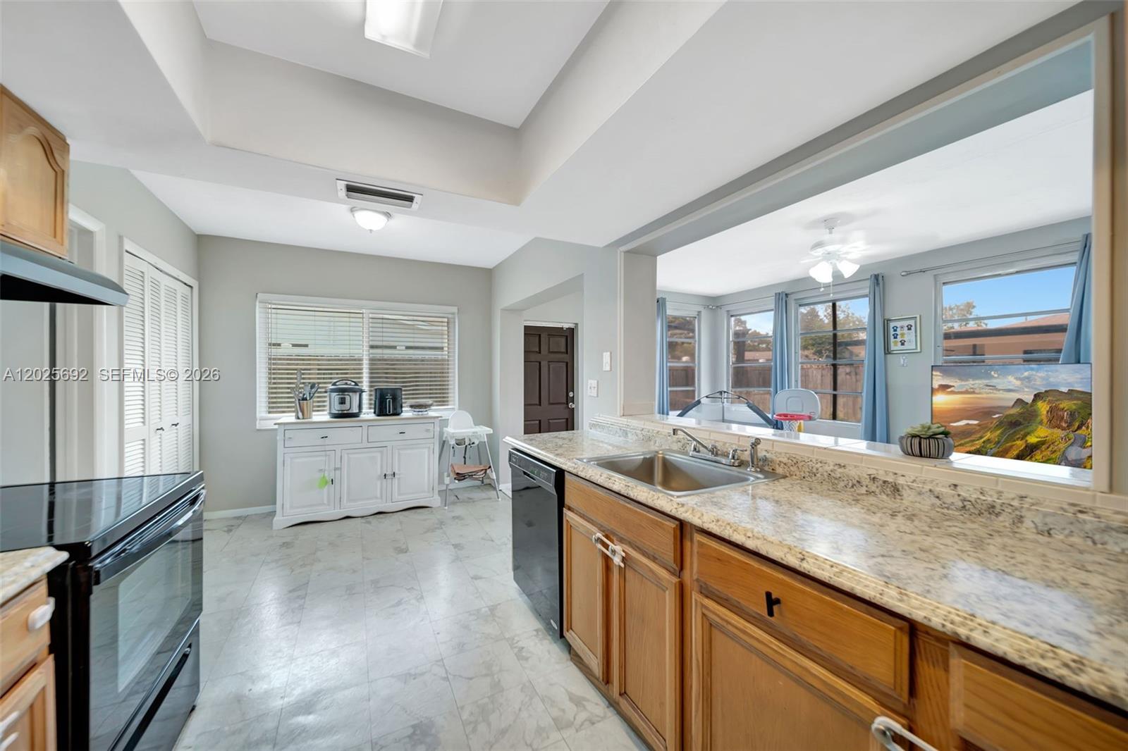 OAKLAND HILLS 5 SEC - Residential