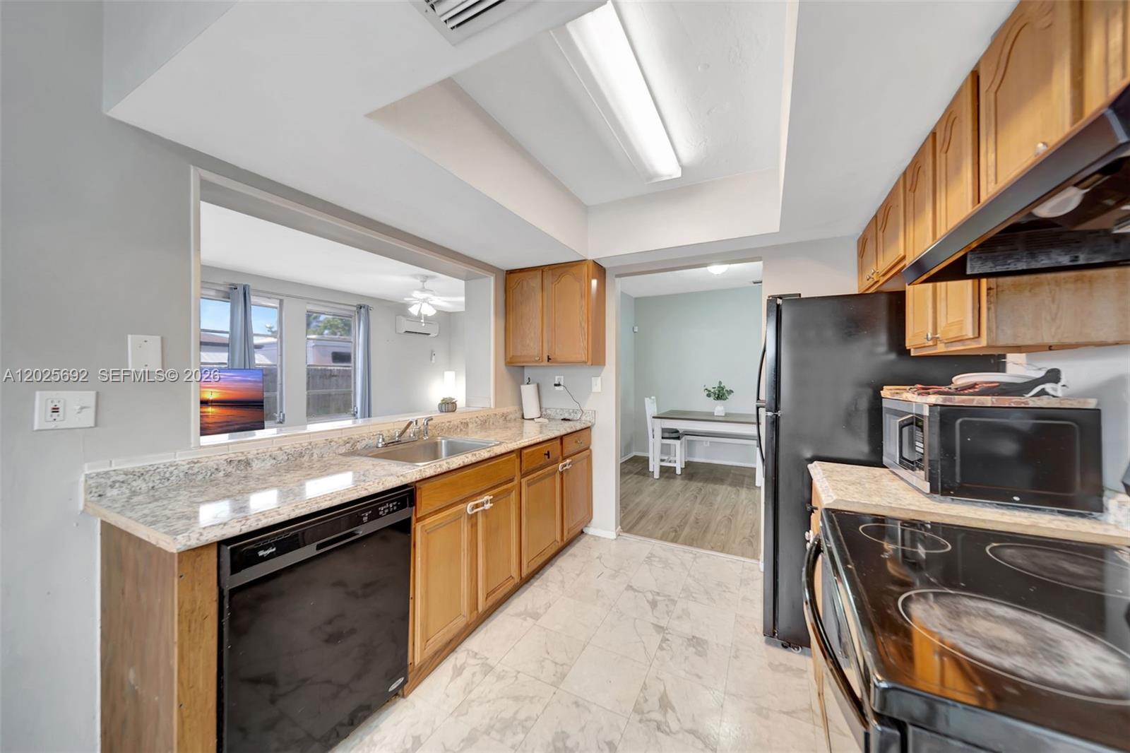 OAKLAND HILLS 5 SEC - Residential