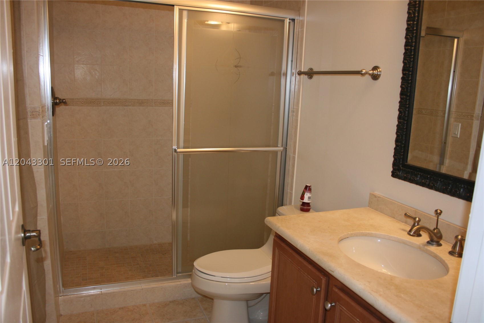 GRANADA GRAND CONDO - Residential Lease