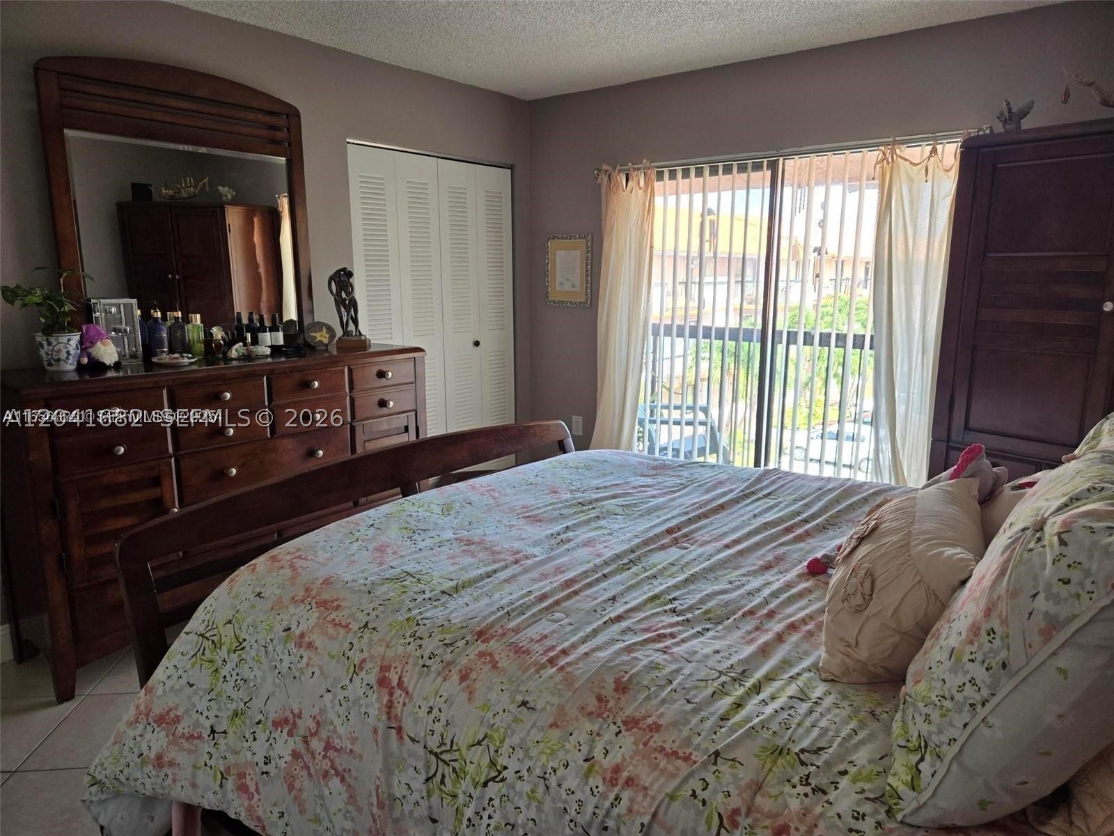 HIALEAH CLUB VILLAS CONDO - Residential