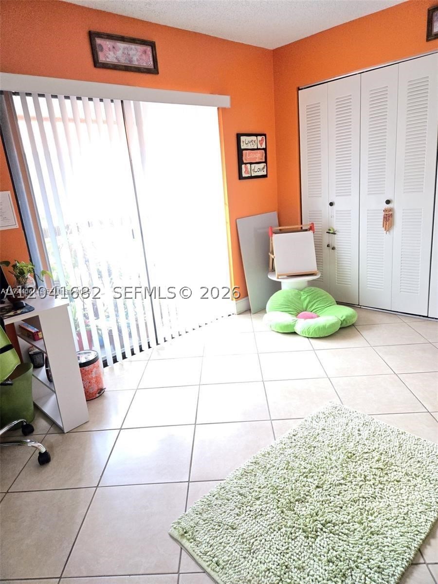 HIALEAH CLUB VILLAS CONDO - Residential