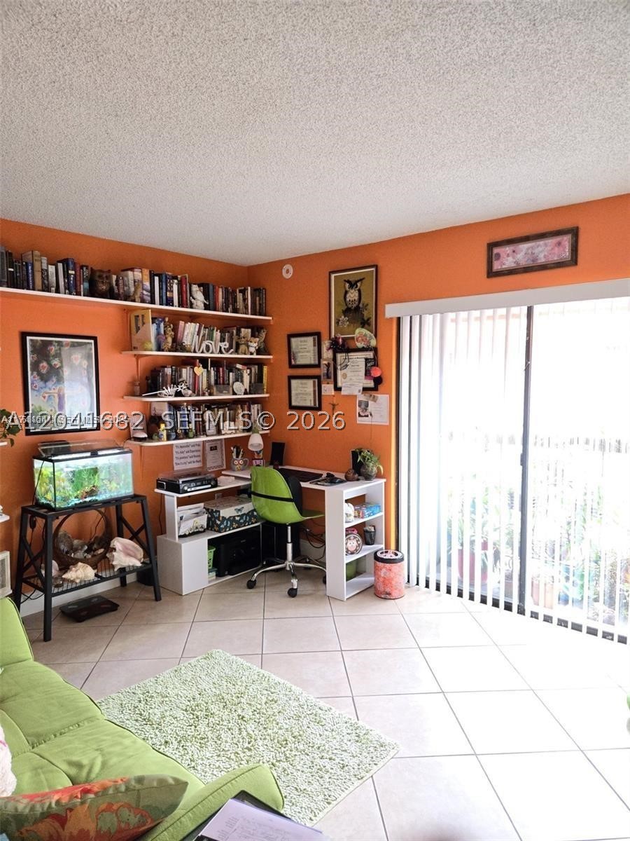 HIALEAH CLUB VILLAS CONDO - Residential