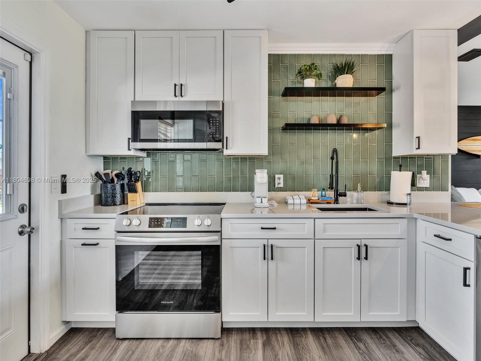 FAIRFAX BROLLIAR ADD - Residential