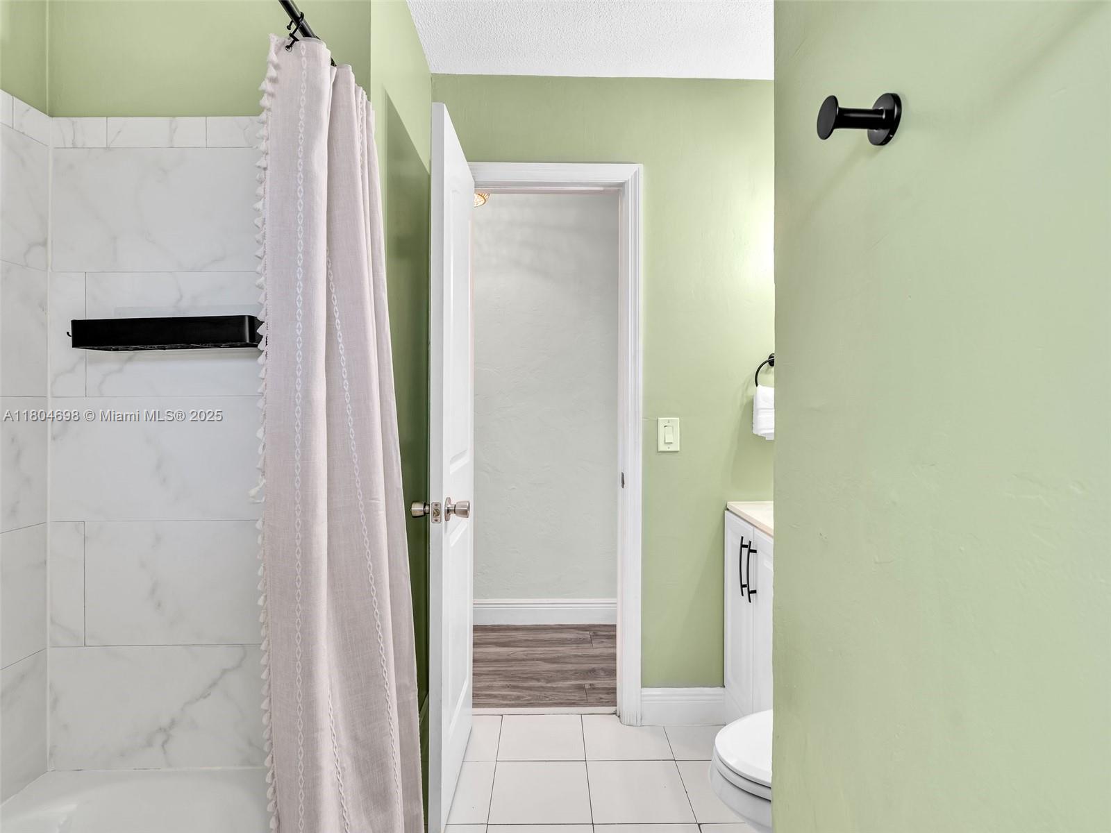 FAIRFAX BROLLIAR ADD - Residential