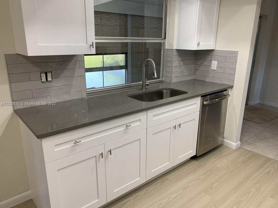 CRYSTAL LAKE 4TH SEC - Residential