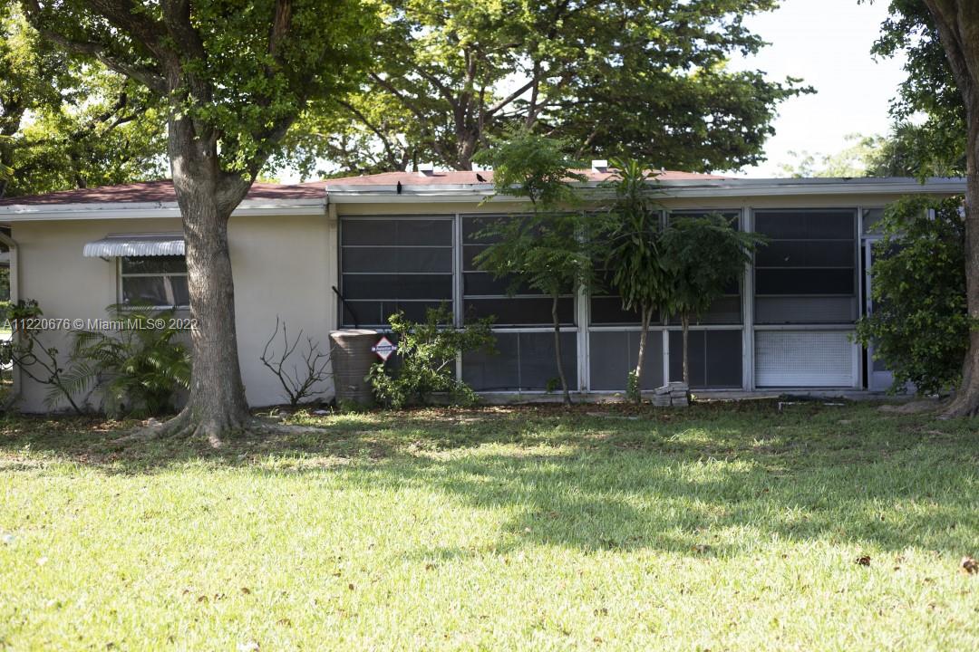 CRYSTAL LAKE 4TH SEC - Residential