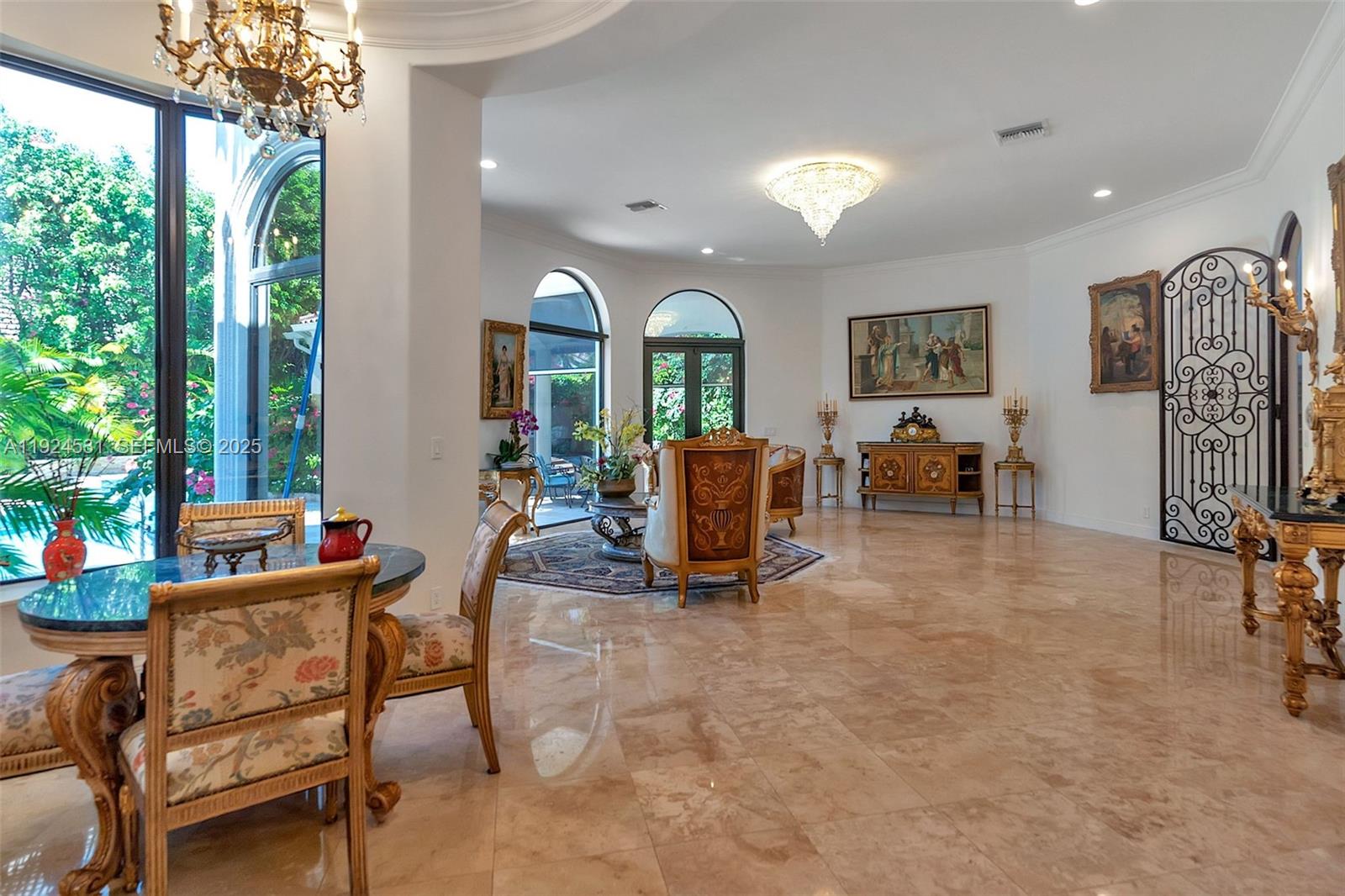 SANCTUARY - Residential