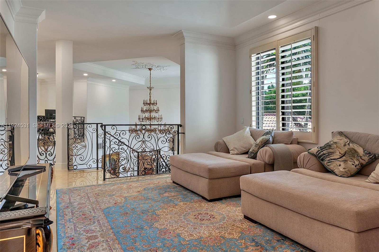 SANCTUARY - Residential