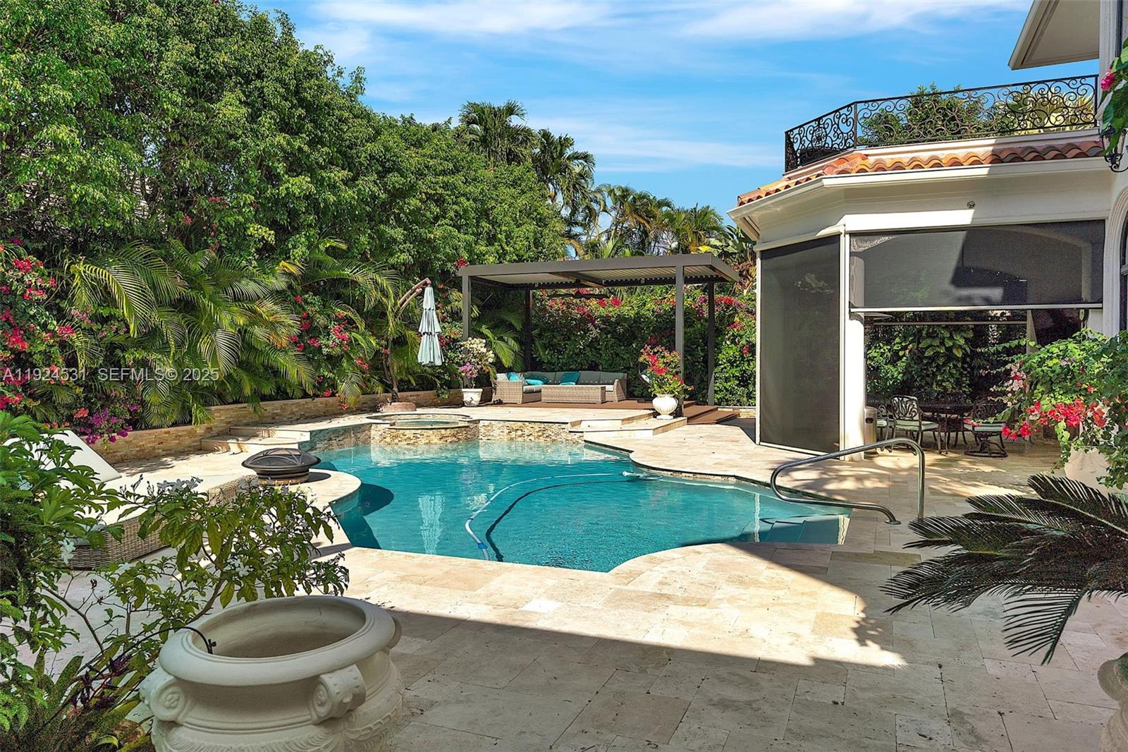 SANCTUARY - Residential