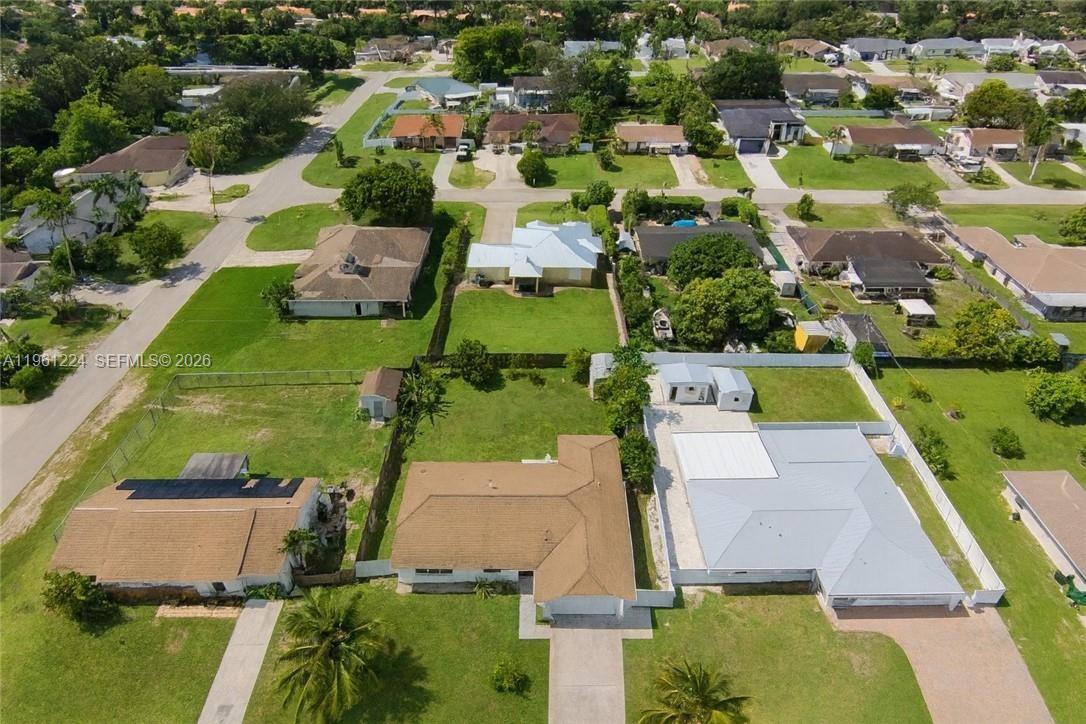 GOLDEN GATE CITY - Residential