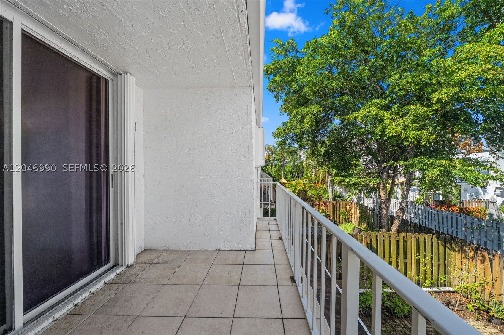 TOWNHOUSES OF VENETIAN PA - Residential