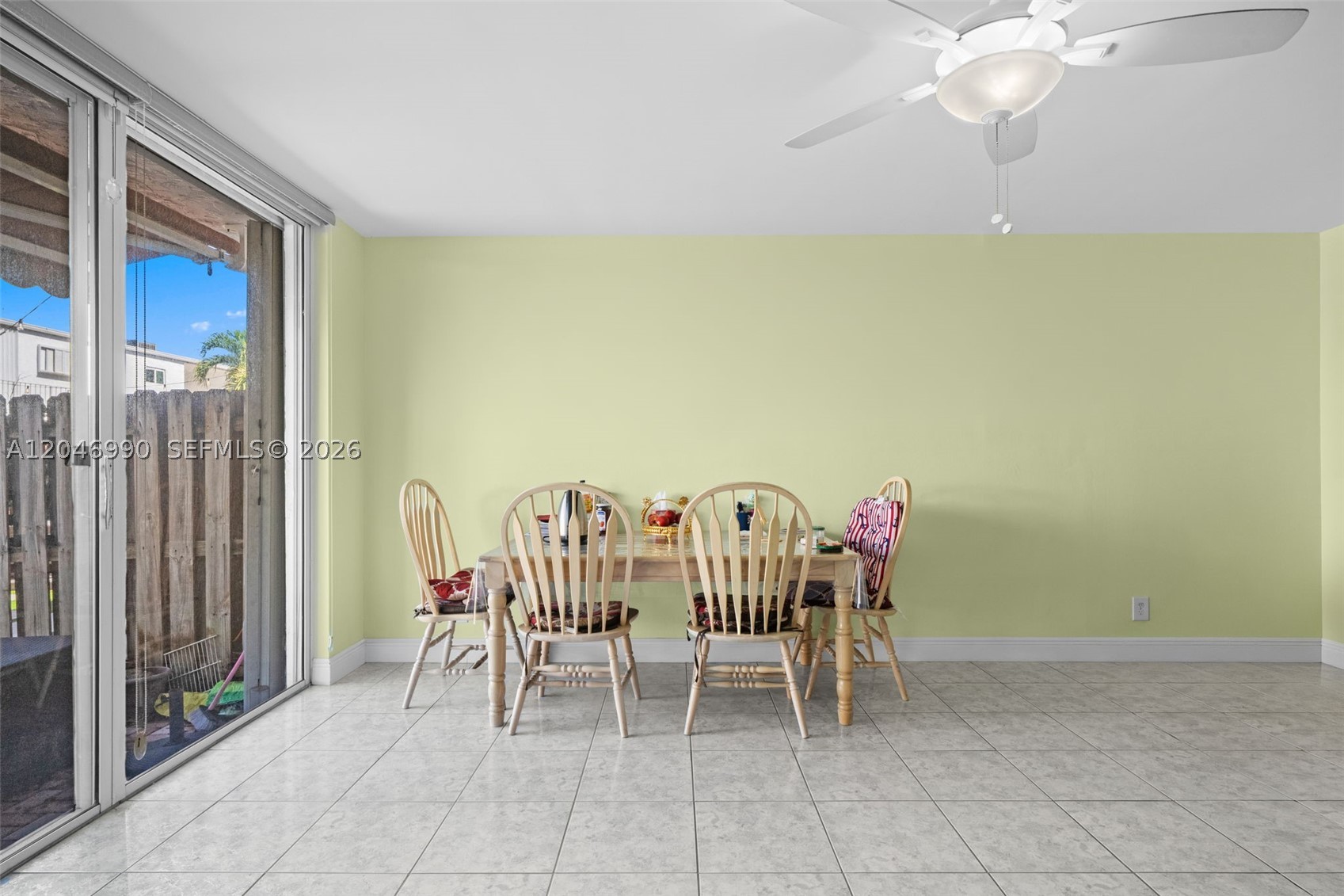 TOWNHOUSES OF VENETIAN PA - Residential