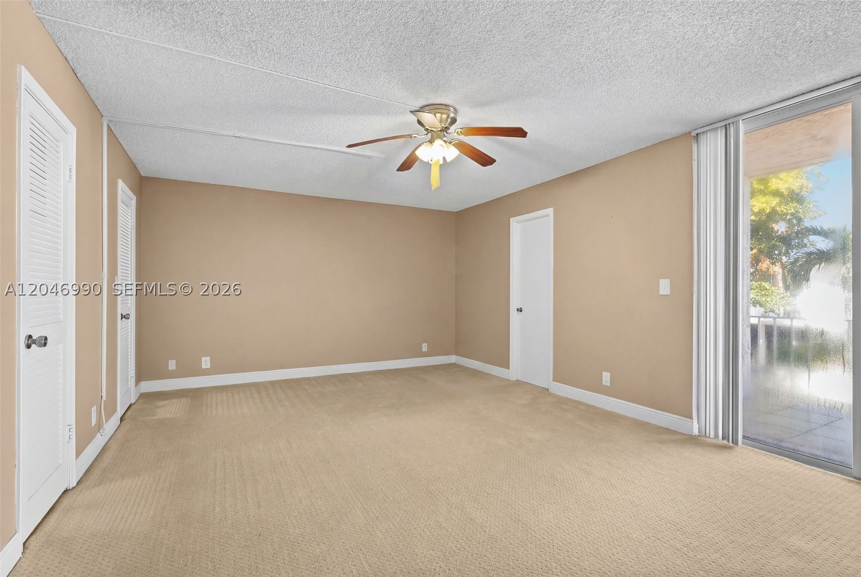 TOWNHOUSES OF VENETIAN PA - Residential
