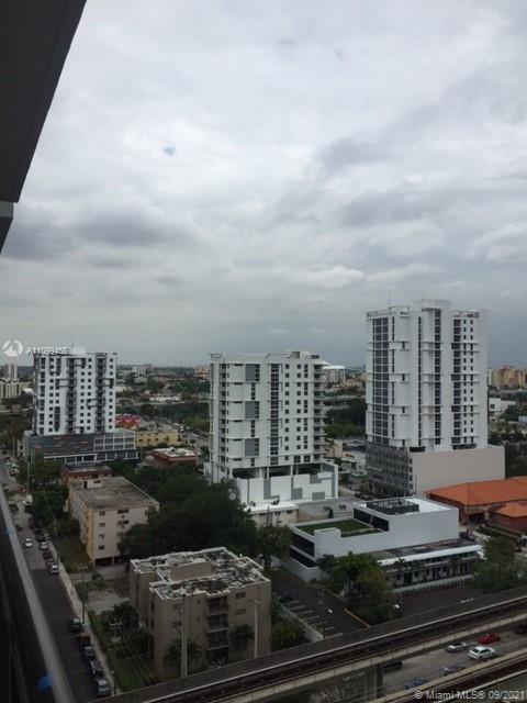 1 BED 1 BATH APARTMENT IN THE CENTER OF MARY BRICKELL VILLAGE, PORCELAIN FLOORS, STAINLESS STEEL APPLIANCES, WALK IN CLOSET, AMENITIES DECK WITH BBQ, POOL TABLE KIDS ROOM , POOL ONE ELEVATOR RIDE TO MARY BRICKELL VILLAGE CALL LISTING AGENT