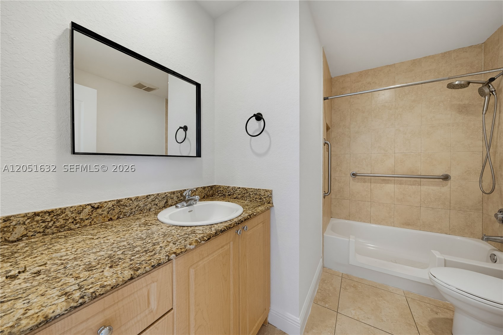 11 53 40 FLA FRUIT LAND C - Residential Lease