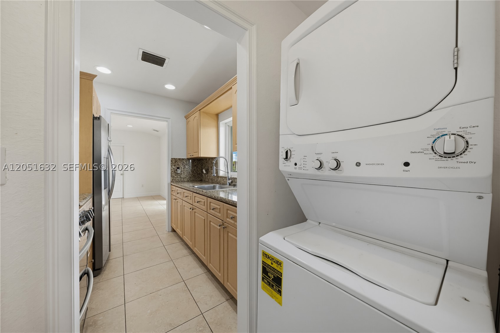 11 53 40 FLA FRUIT LAND C - Residential Lease