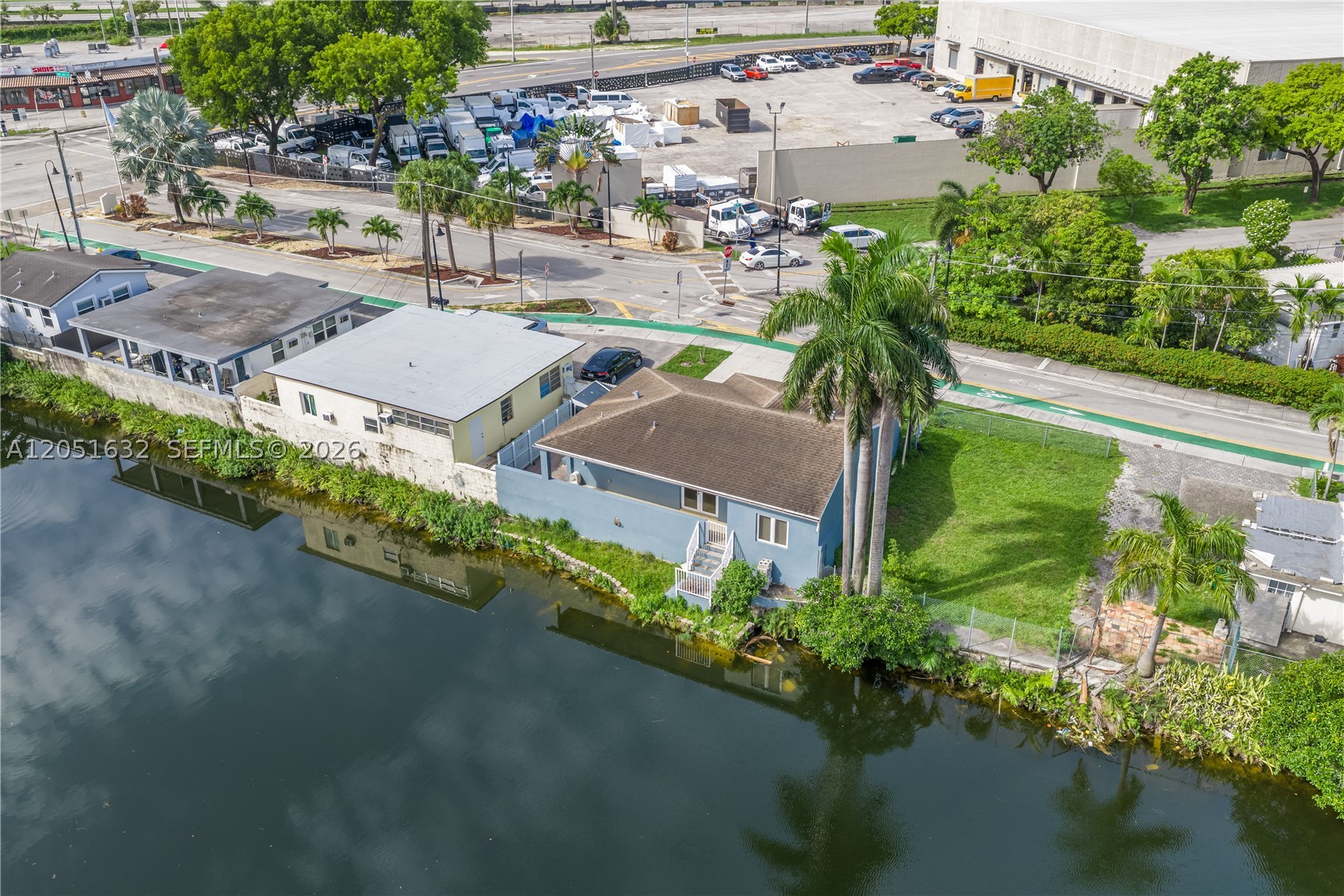 11 53 40 FLA FRUIT LAND C - Residential Lease