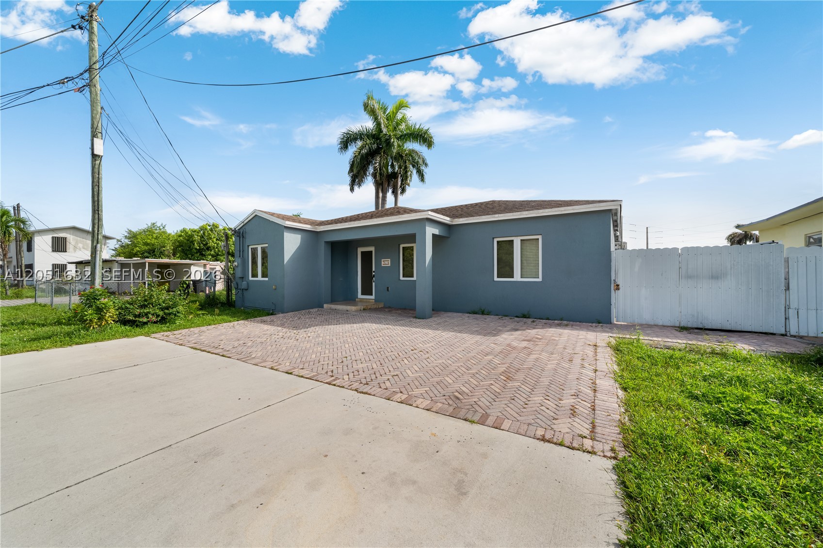 11 53 40 FLA FRUIT LAND C - Residential Lease