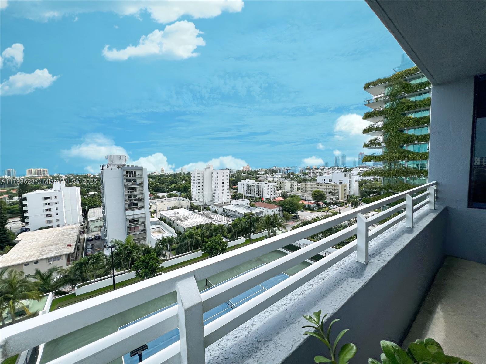 THE WAVERLY AT SOUTH BEAC - Residential