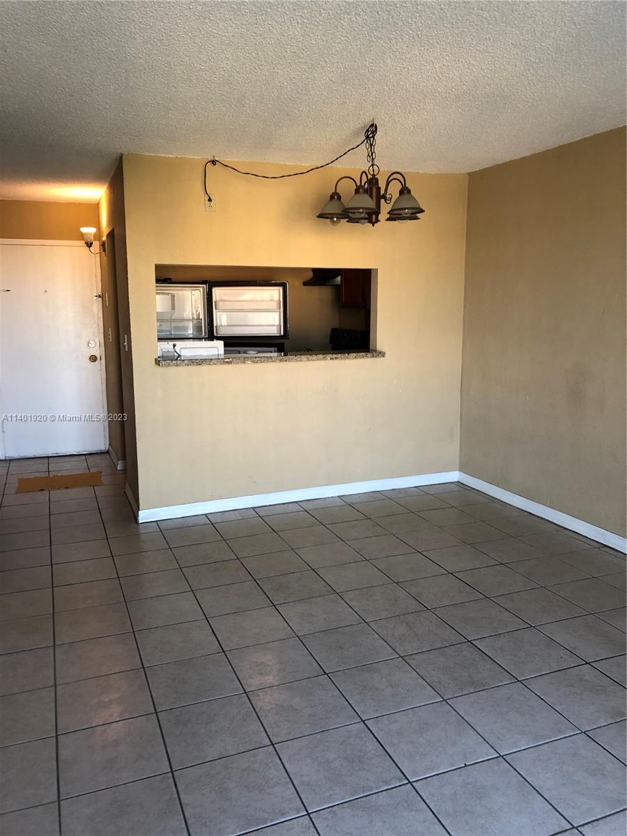 YOLANDA VILLAS CONDO - Residential Lease