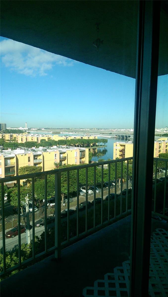 YOLANDA VILLAS CONDO - Residential Lease