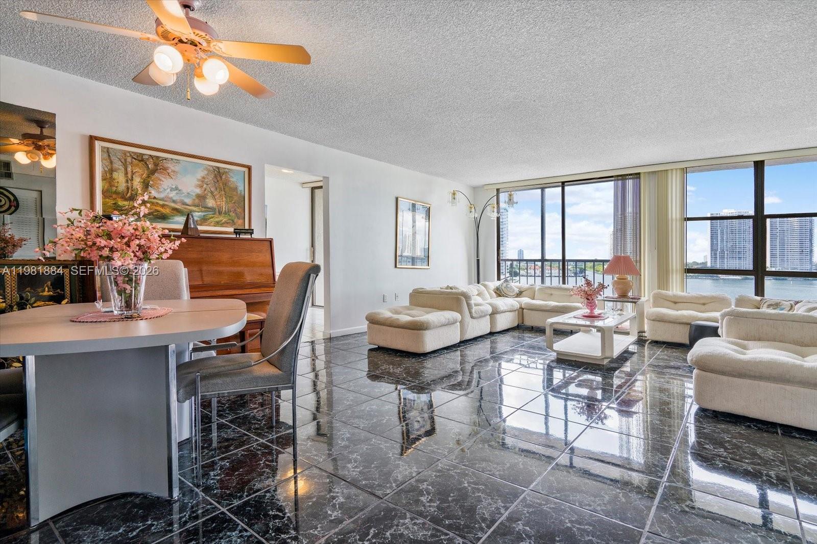 FAIRVIEW HOUSE CONDO - Residential