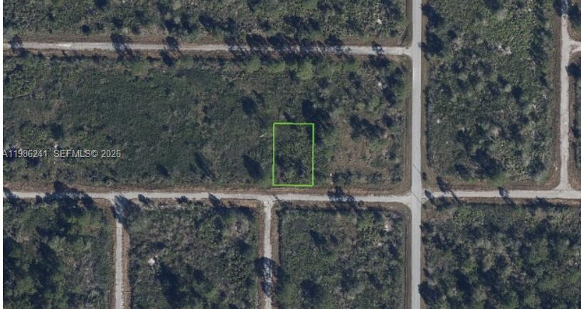 Placid Lakes area - Land