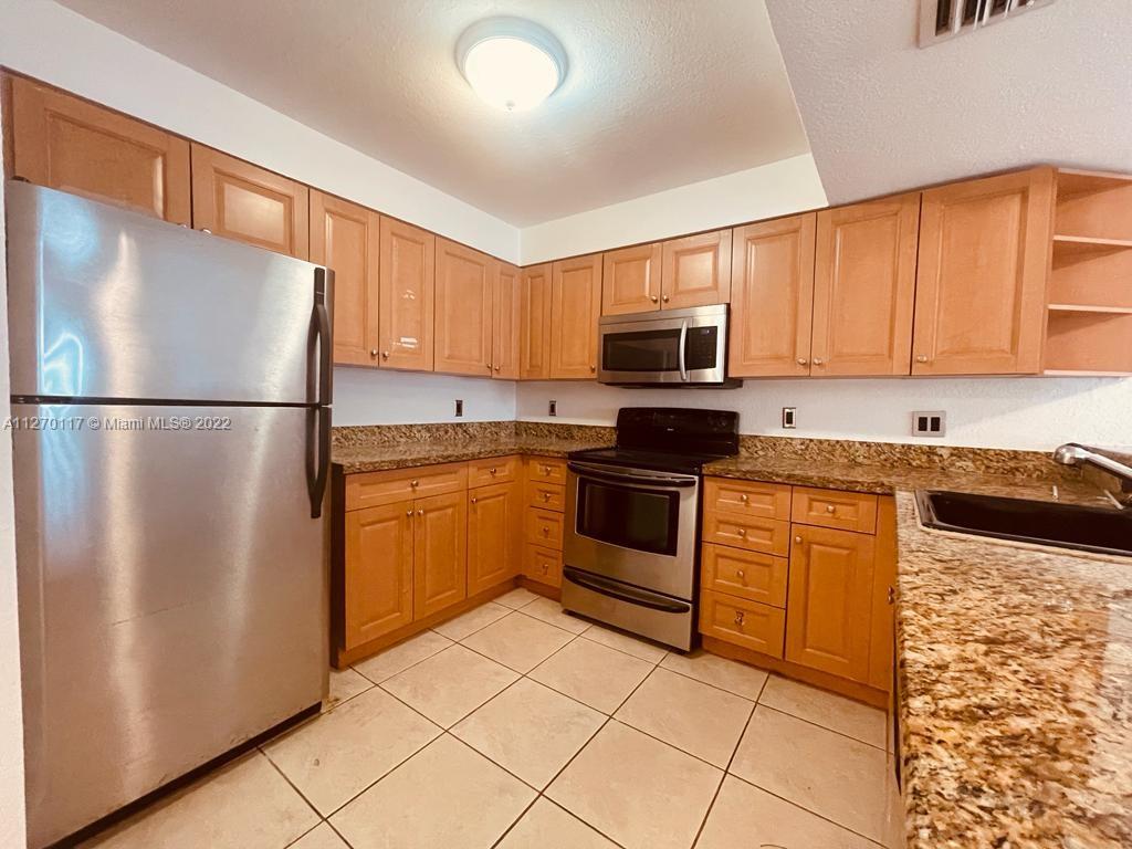 DORAL GARDENS II CONDO - Residential Lease
