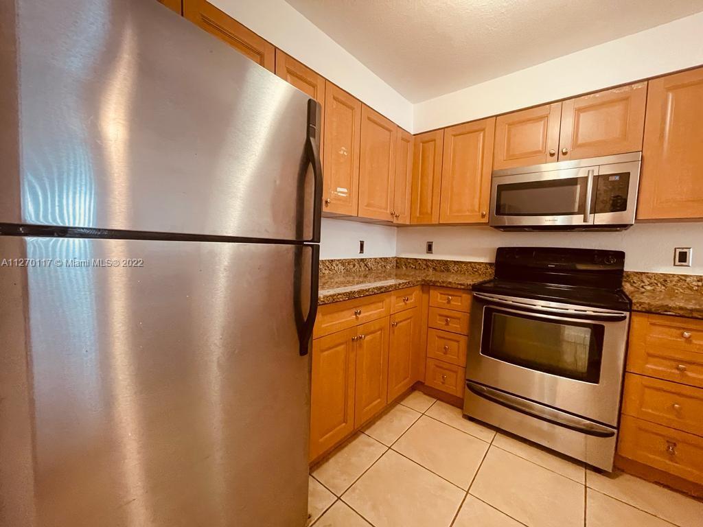 DORAL GARDENS II CONDO - Residential Lease