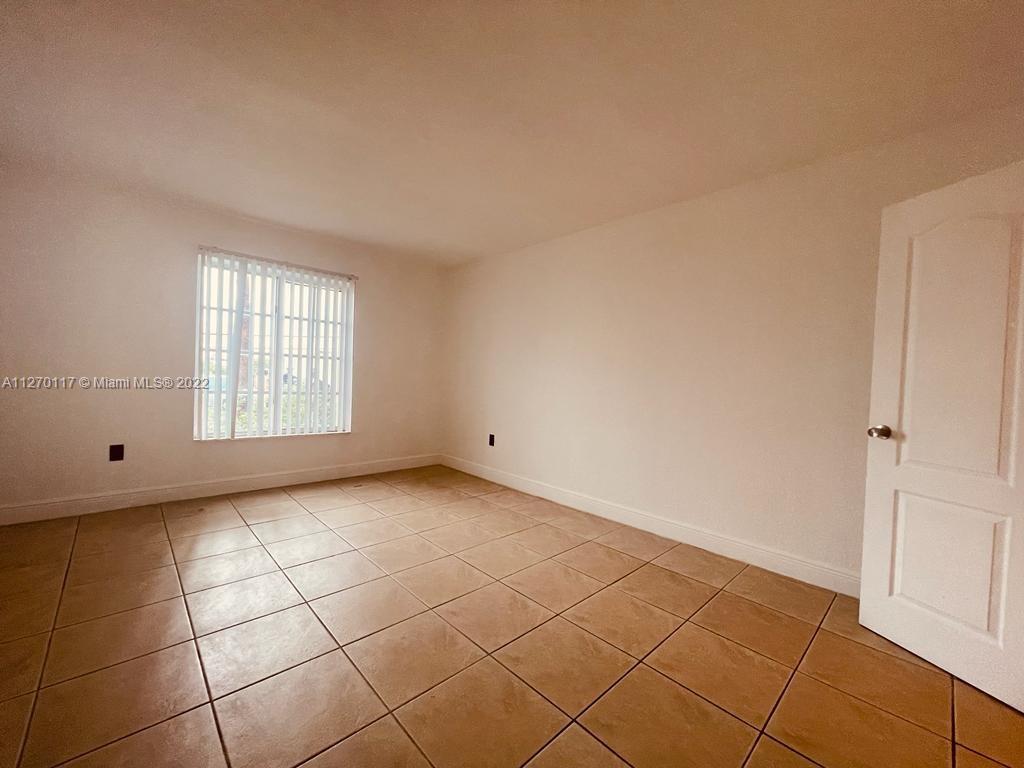 DORAL GARDENS II CONDO - Residential Lease